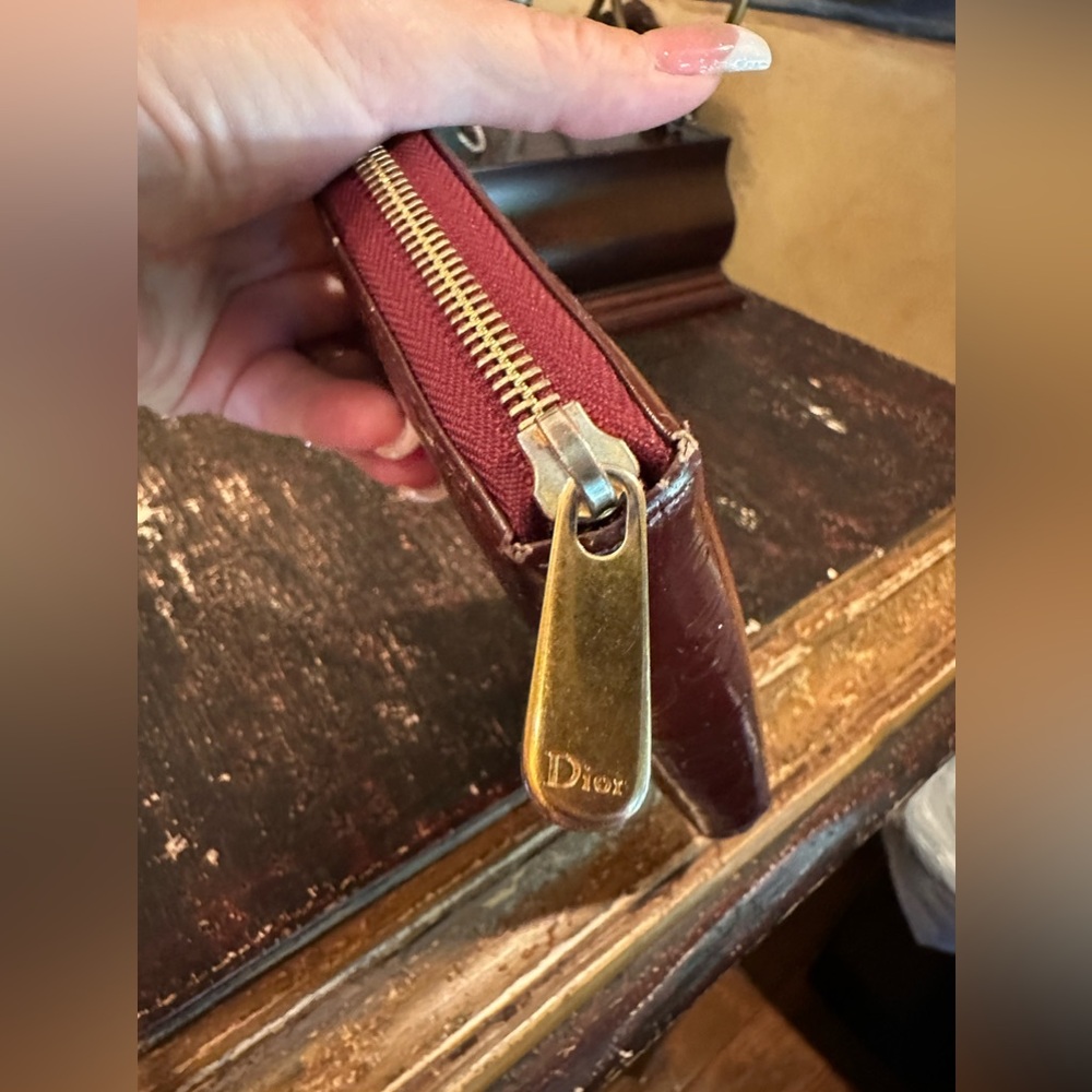 Beautiful Dior Patent Leather Bicolor Wallet - Picture 15 of 16